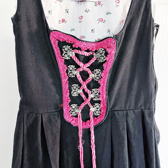 Original Steindl Vintage Black Floral Embroidered Dirndl Festival Mini Dress - Picture 4 of 9